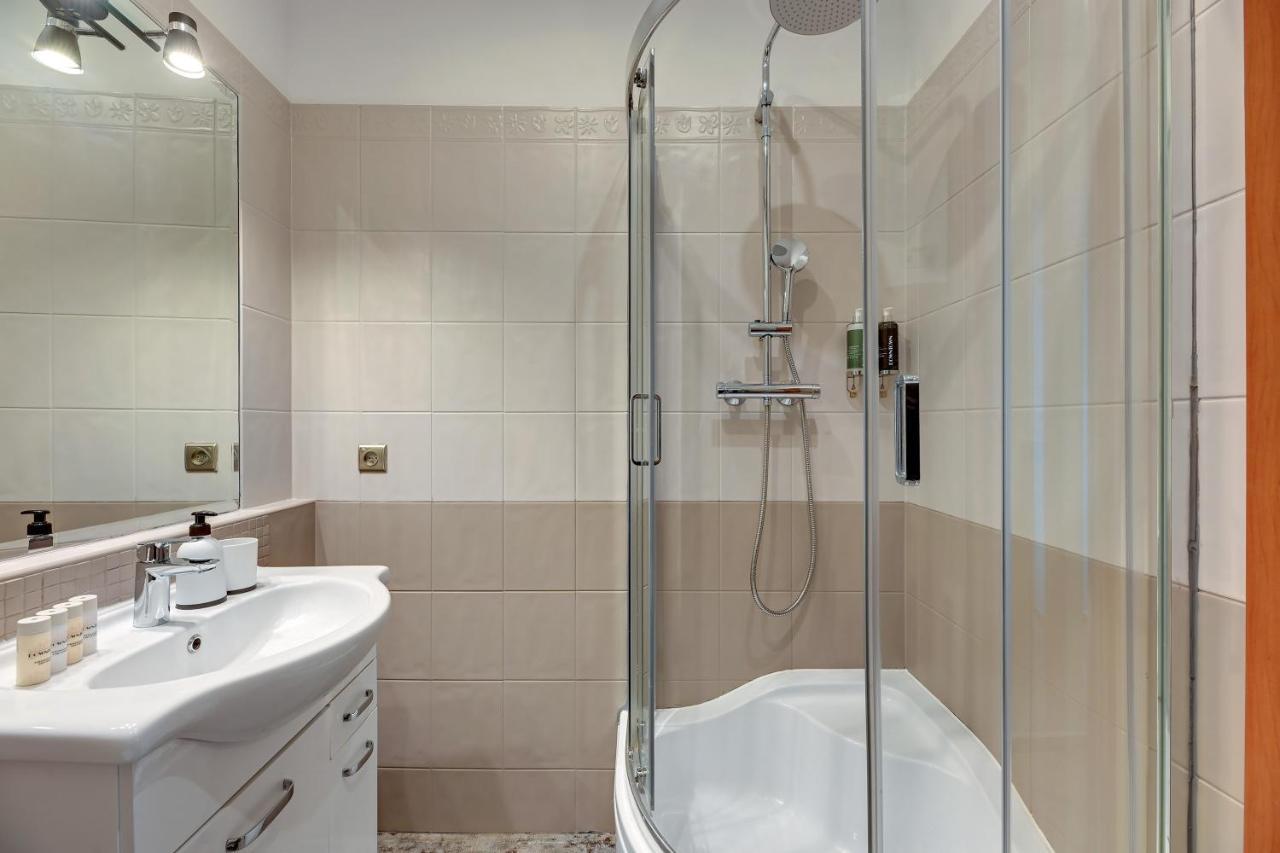 Chlebnicka Apartments In Main Old Town By Downtown Apartments Гданск Екстериор снимка