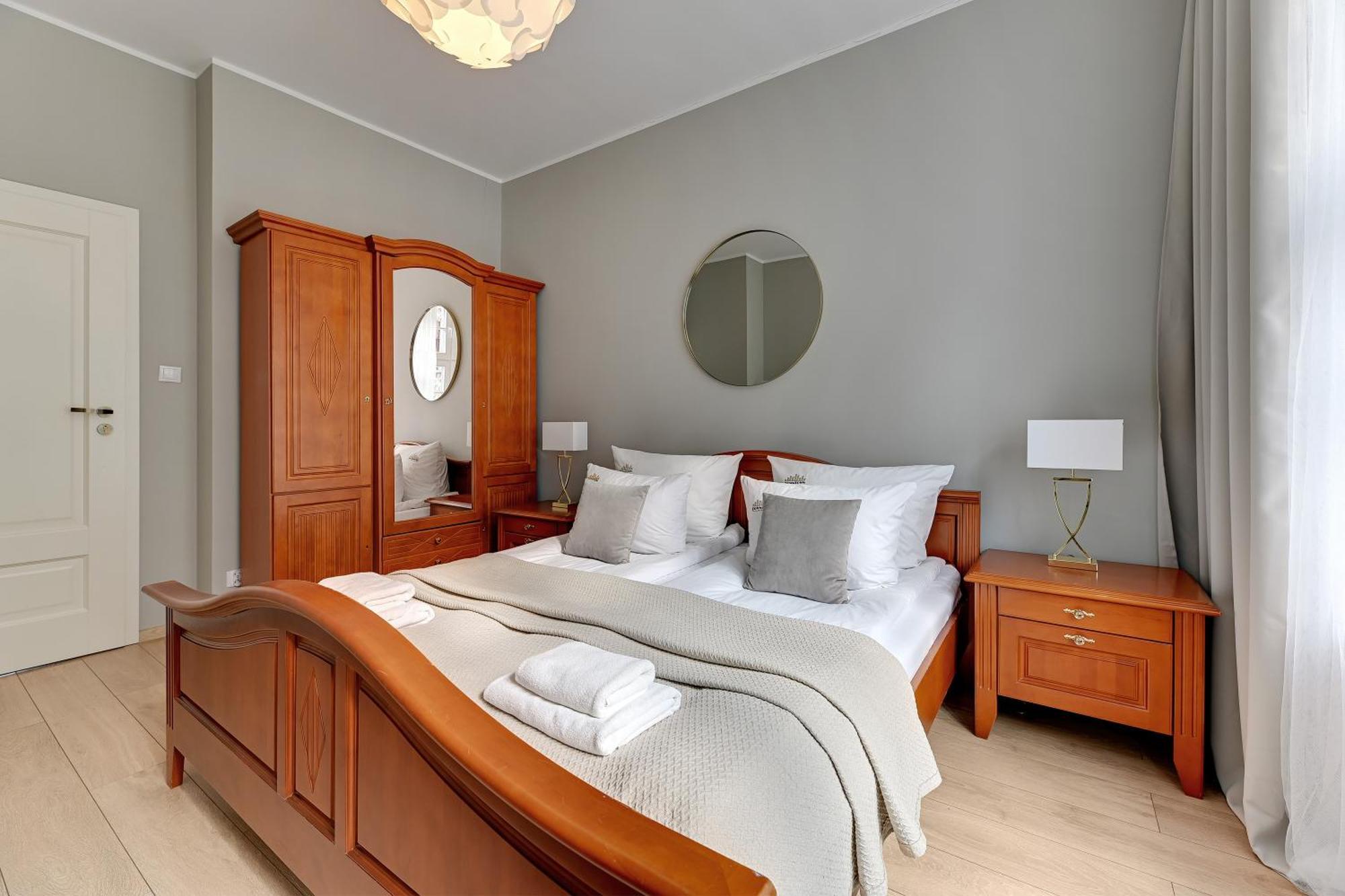 Chlebnicka Apartments In Main Old Town By Downtown Apartments Гданск Стая снимка