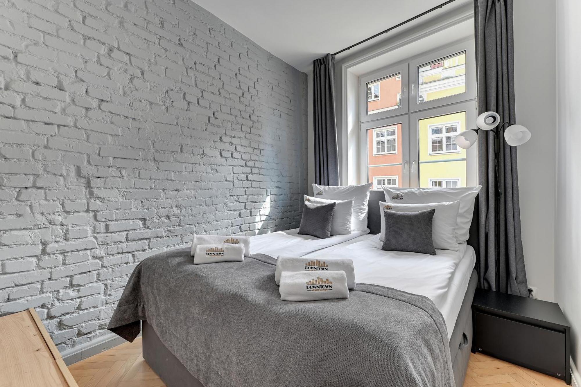 Chlebnicka Apartments In Main Old Town By Downtown Apartments Гданск Стая снимка