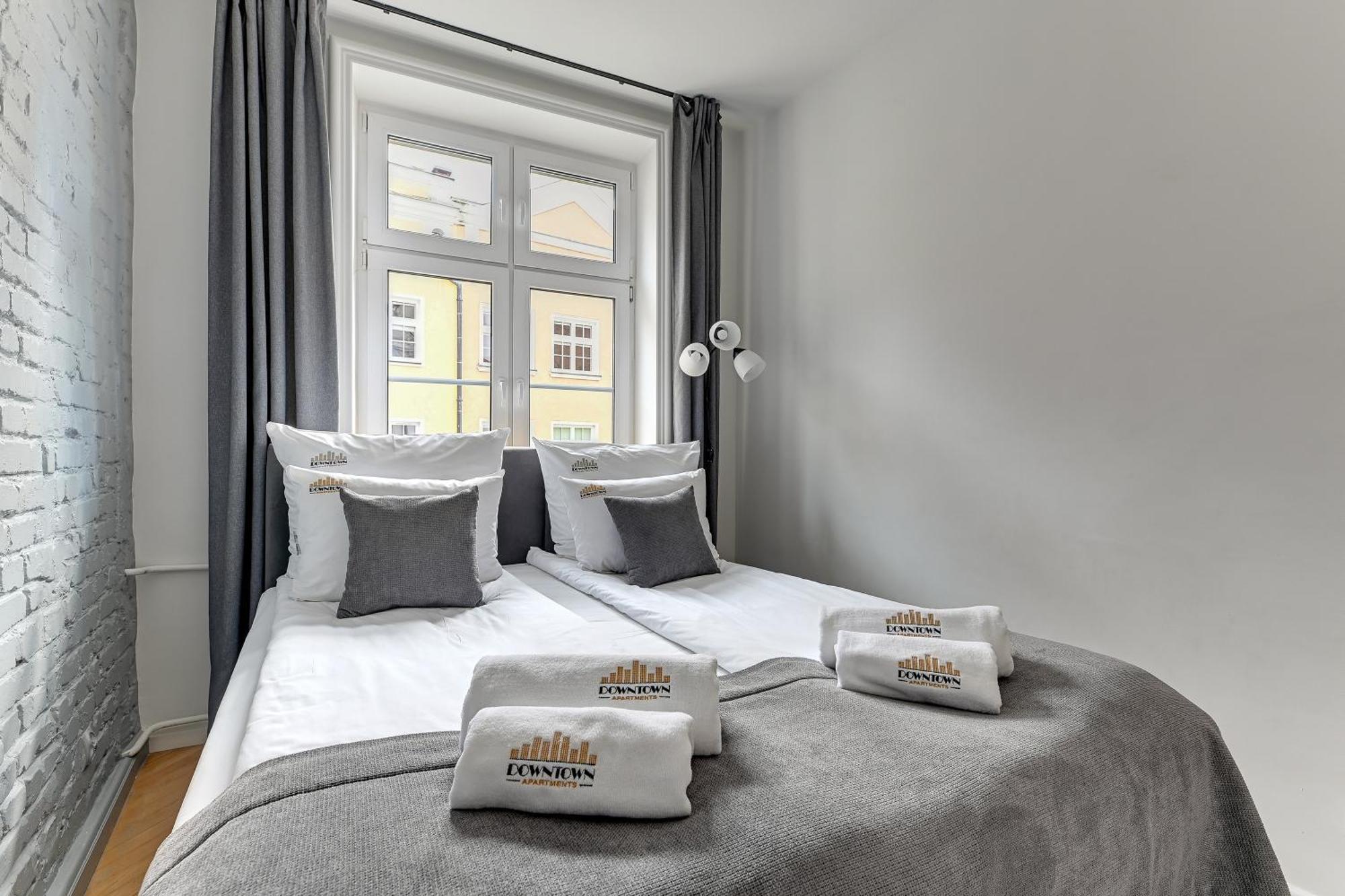 Chlebnicka Apartments In Main Old Town By Downtown Apartments Гданск Стая снимка