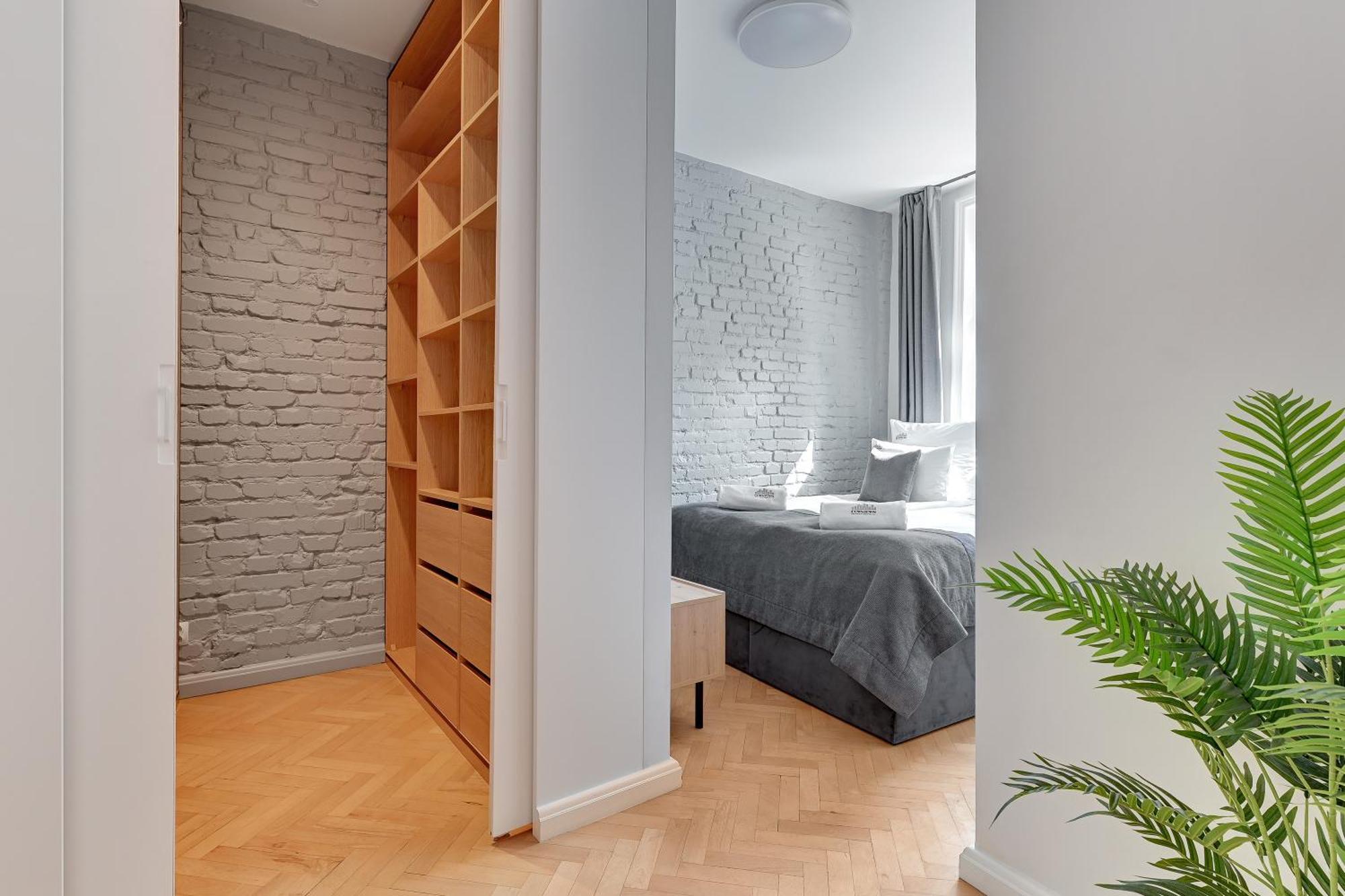 Chlebnicka Apartments In Main Old Town By Downtown Apartments Гданск Стая снимка